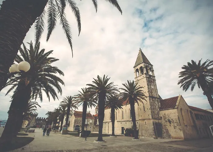 Villa Luna Trogir zdjęcie